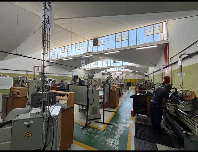 912M² WAREHOUSE TO LET IN BEACONVALE